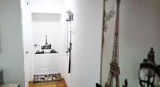 Апартаменты «Три Столицы» Краснодар Стандартный номер-студио - «Париж»-24